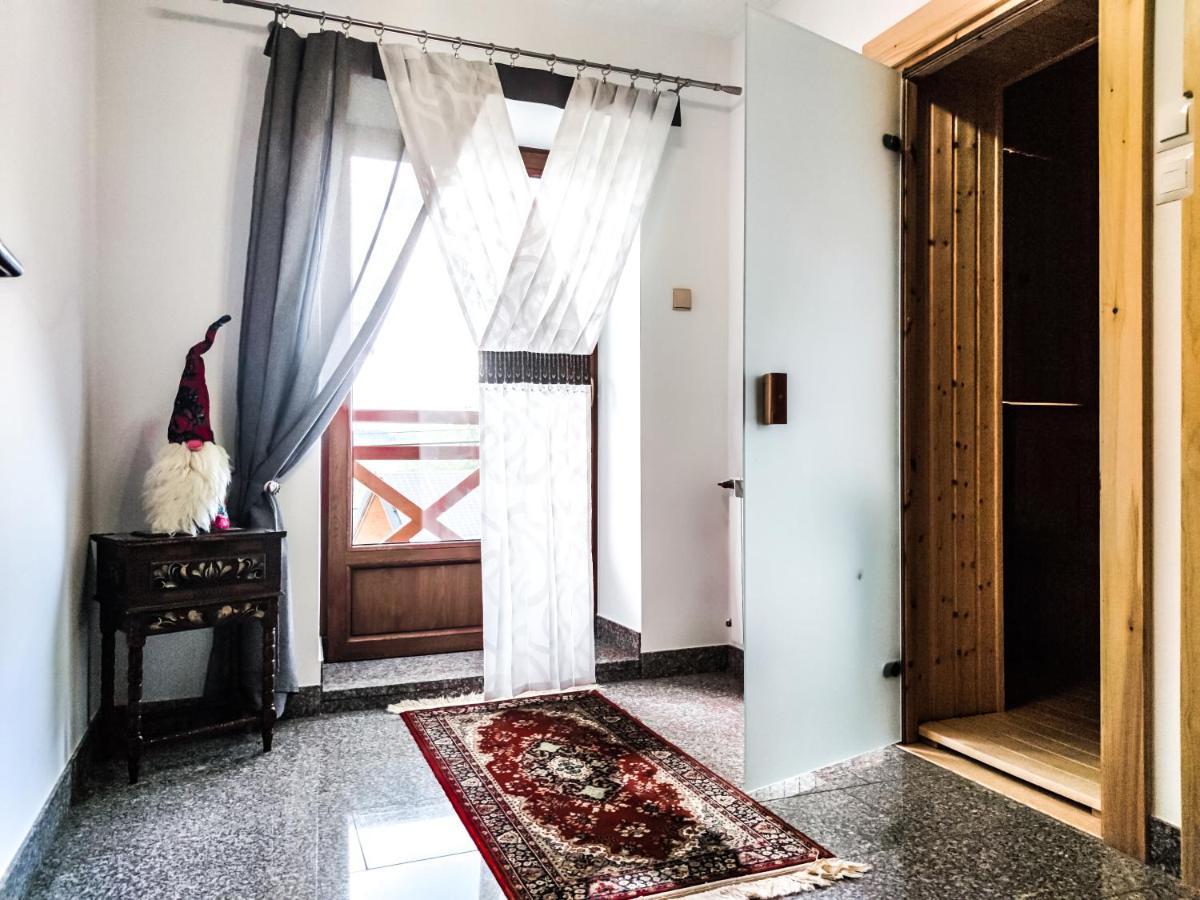 Szostak Apartament Banska Nizna ภายนอก รูปภาพ